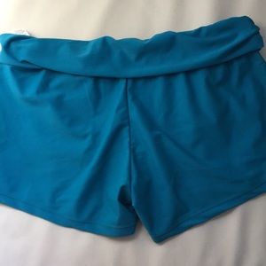Athleta Pants - Athleta shorts Athleta Pants - Athleta shorts